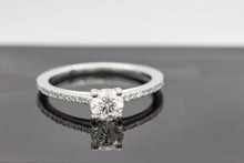 Load image into Gallery viewer, .86ct Round Cut Diamond Engagement Ring