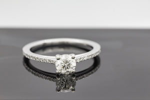 .86ct Round Cut Diamond Engagement Ring